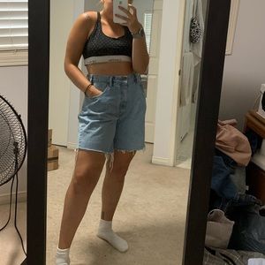 Levi Shorts in a light-wash denim